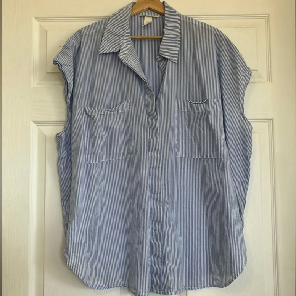 H&M Blue Striped Sleeveless Shirt